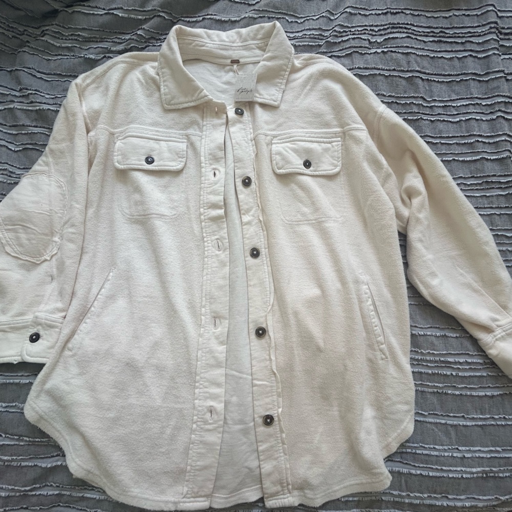 Free People -Ruby Jacket - Size Medium - Soft shacket with an oversize fit - NWT